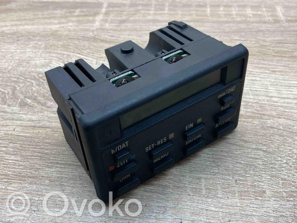 BMW 5 E34 Screen/display/small screen 