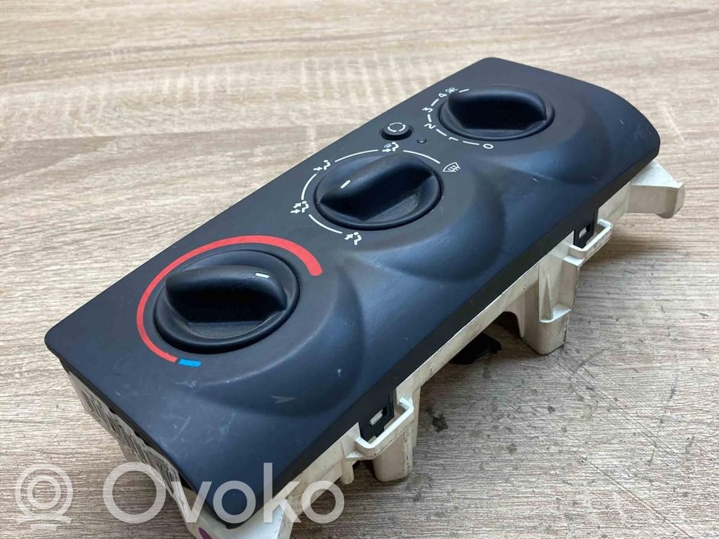 Renault Clio II Climate control unit 