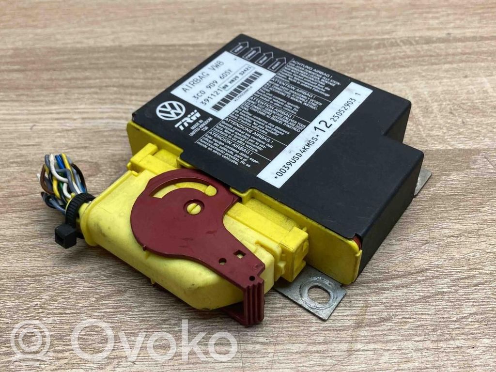 Volkswagen PASSAT B6 Centralina/modulo airbag 