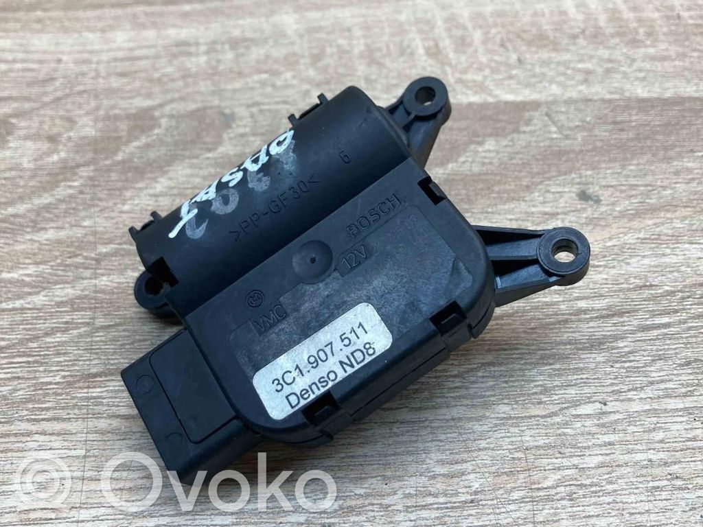 Volkswagen PASSAT B6 Motorino attuatore aria 