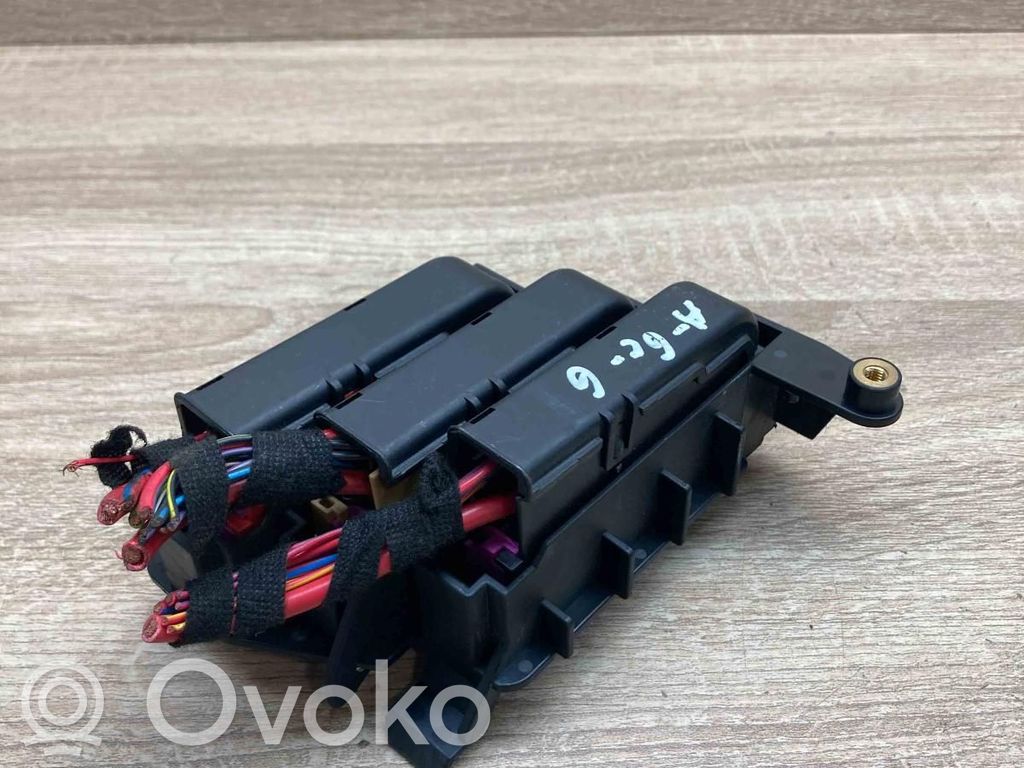 Módulo de fusible   4F2971845A