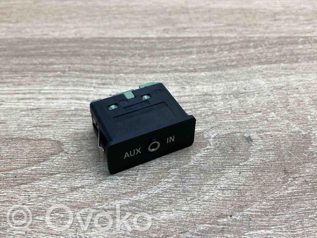 BMW X5 E70 Connettore plug in AUX 
