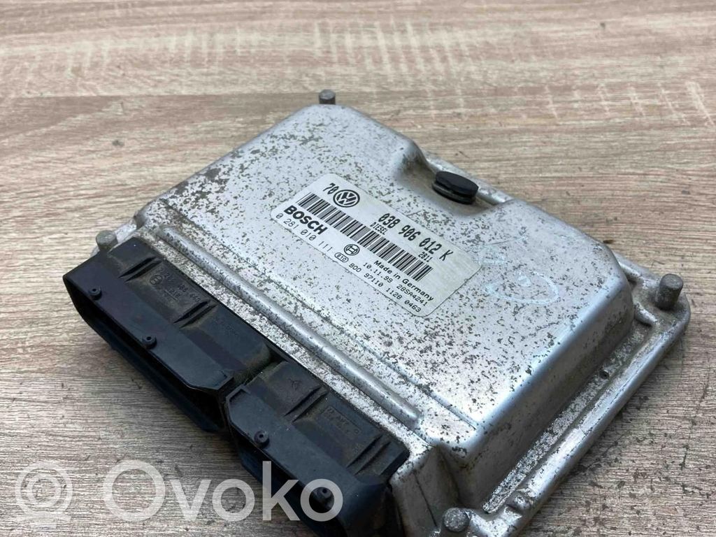 Volkswagen Golf IV Unitate control motor/modul ECU 