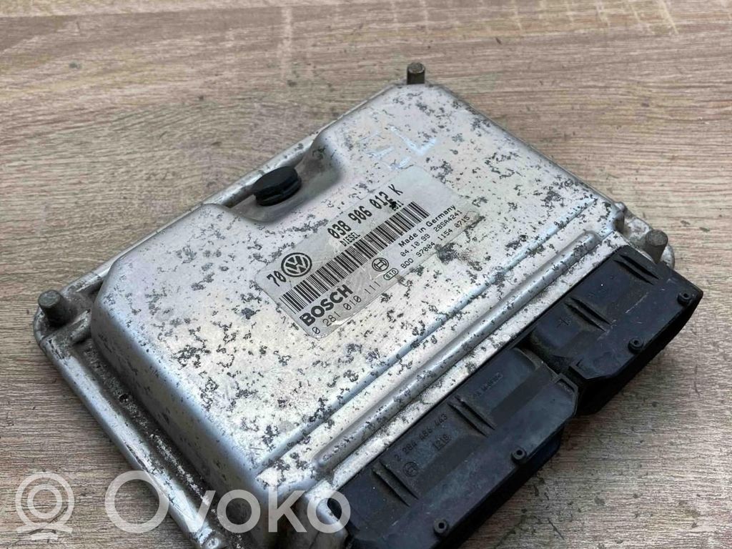 Volkswagen Golf IV Unitate control motor/modul ECU 