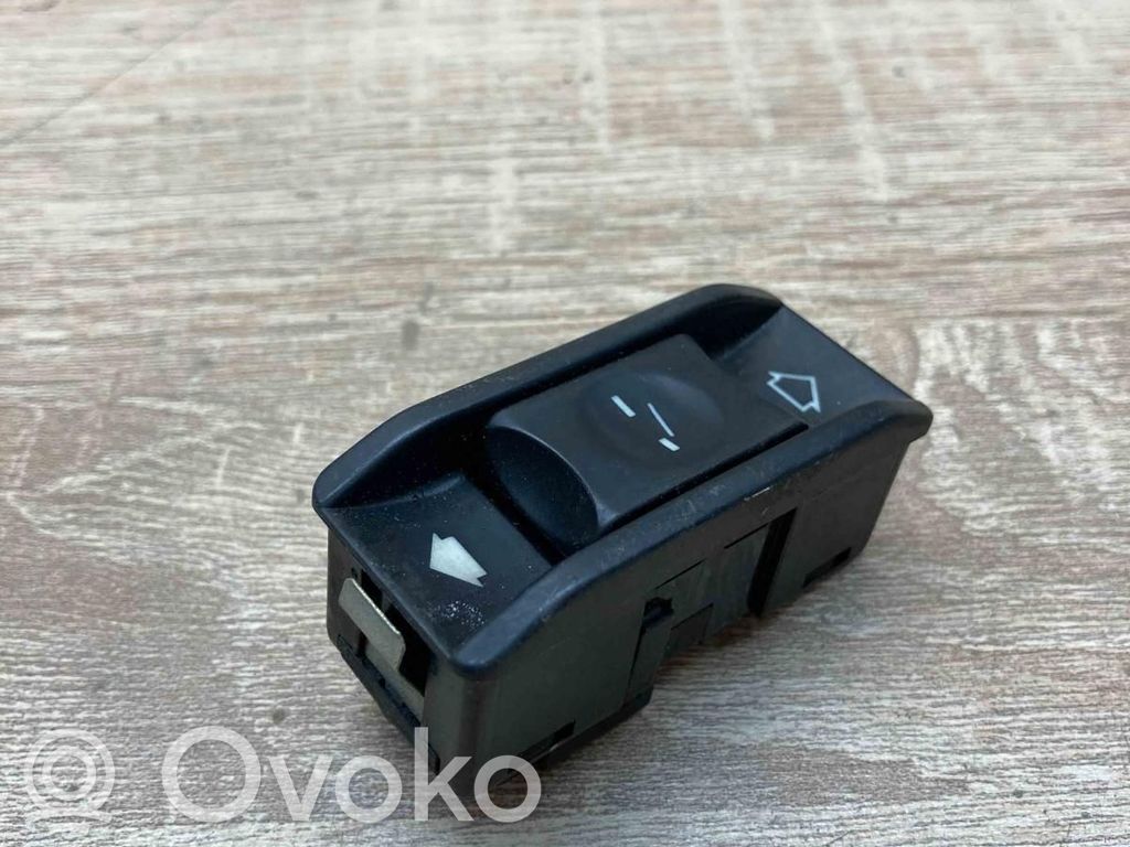 Interruptor del techo solar   8352182