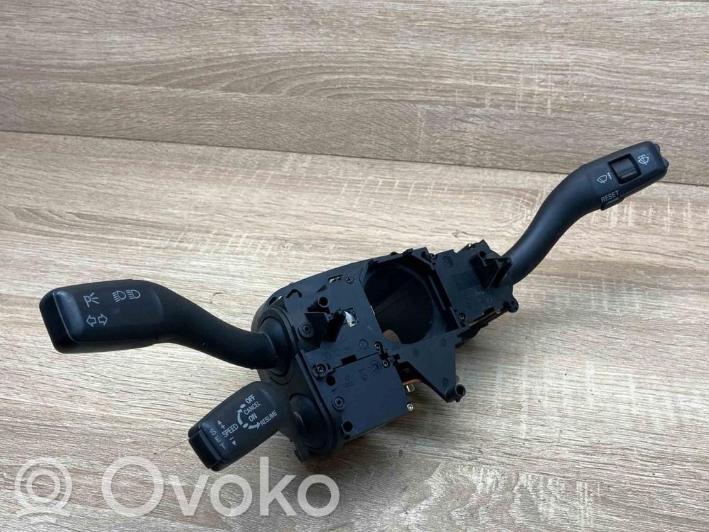 Audi A8 S8 D3 4E Bloc semnalizator și ștergător parbriz 