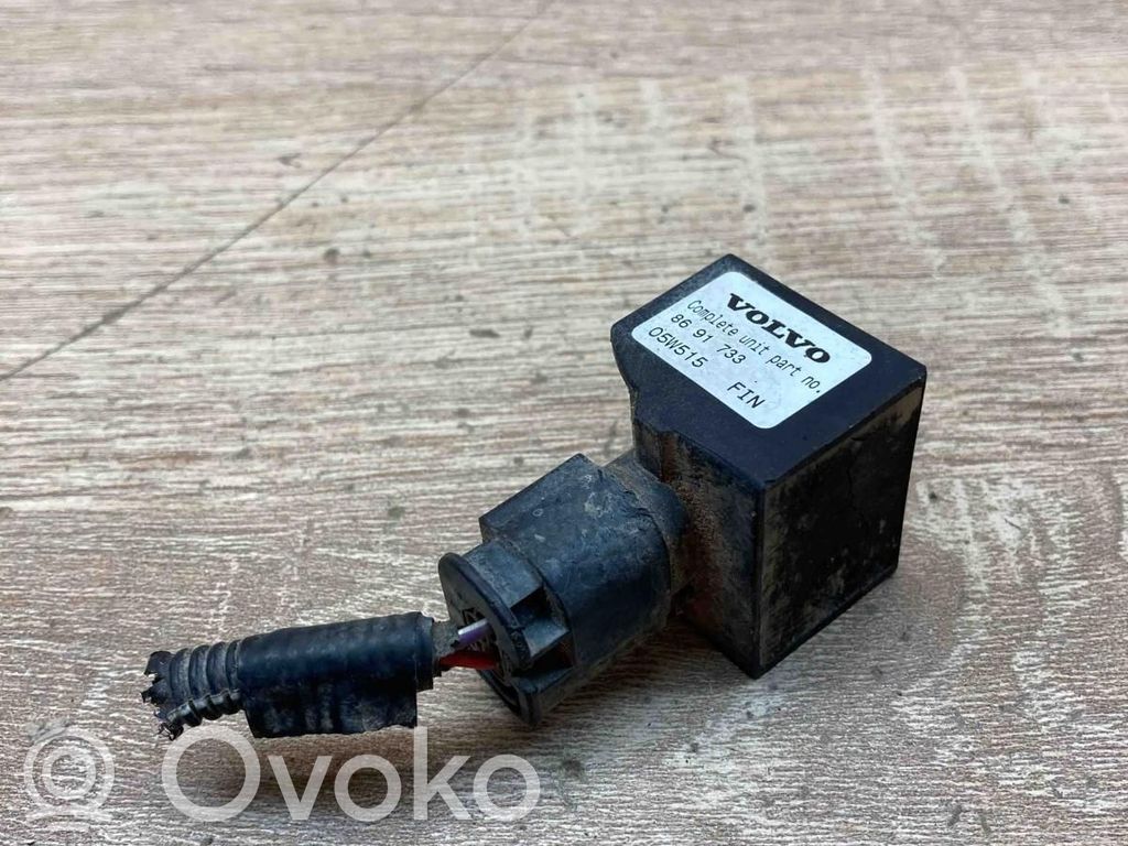 Czujnik uderzenia Airbag   8691733,8691736,05W515