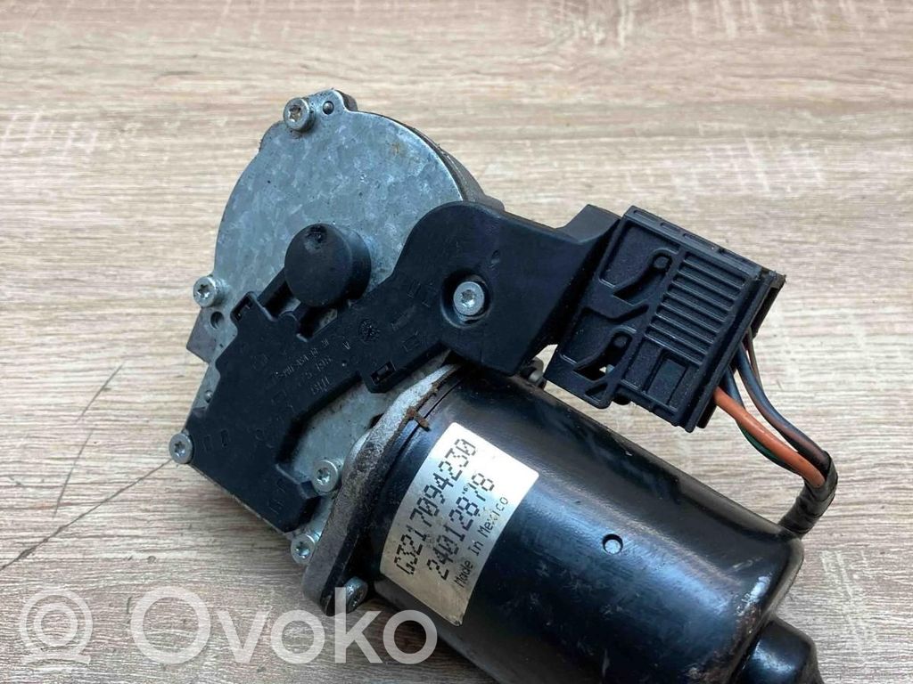Pyyhkimen moottori   24012878