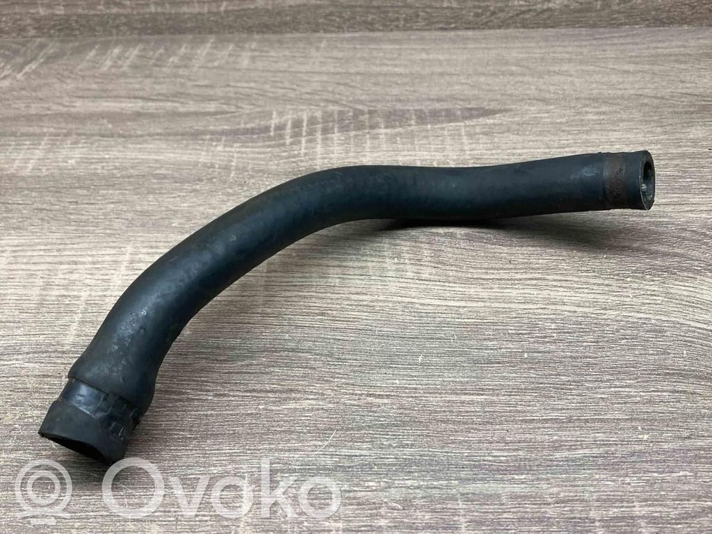 BMW 5 E34 Engine coolant pipe/hose 