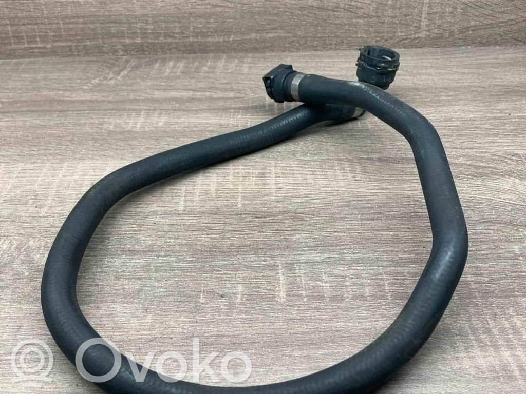 BMW 5 E60 E61 Tubo flessibile del liquido di raffreddamento del motore 