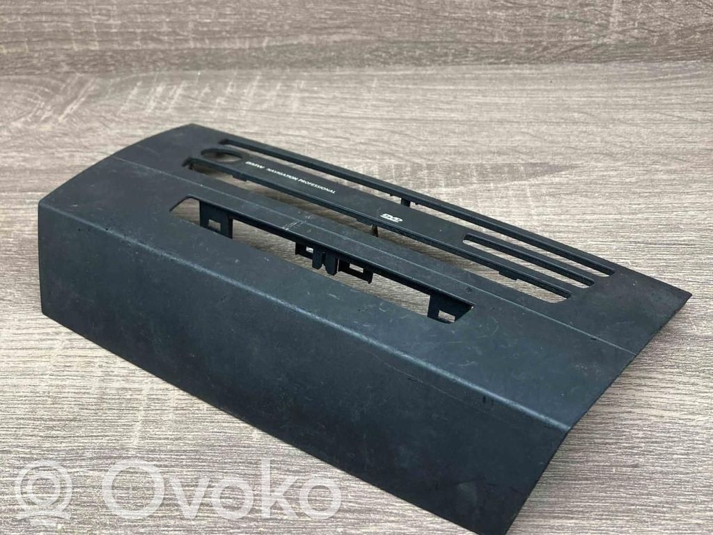 Moldura del panel   6958409,10822910DE