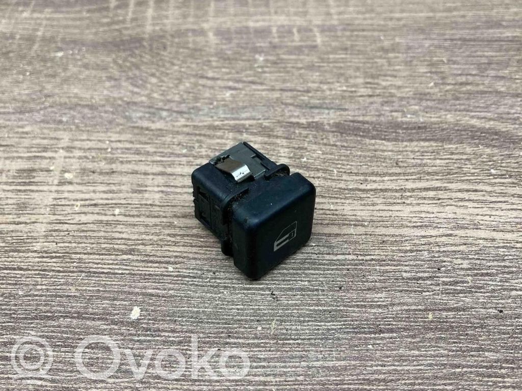 Botón interruptor de bloqueo de puertas   8360828