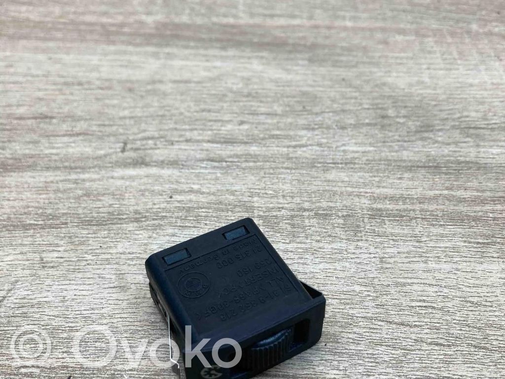 Comutator lumini bord   8352216