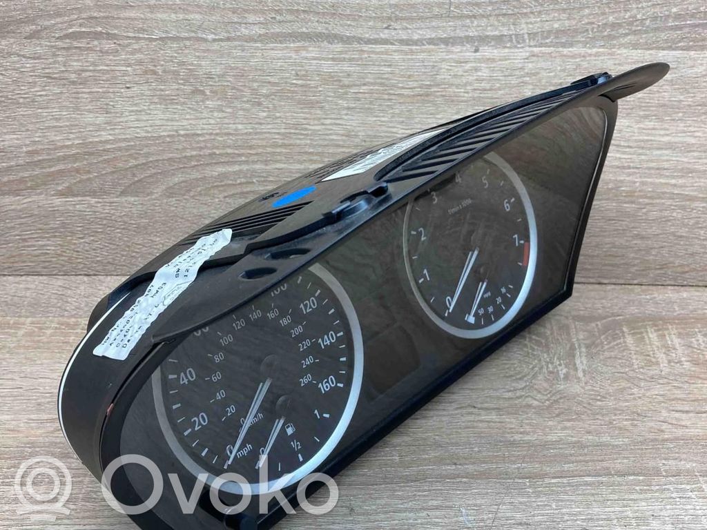 BMW 5 E60 E61 Spidometrs (instrumentu panelī) 