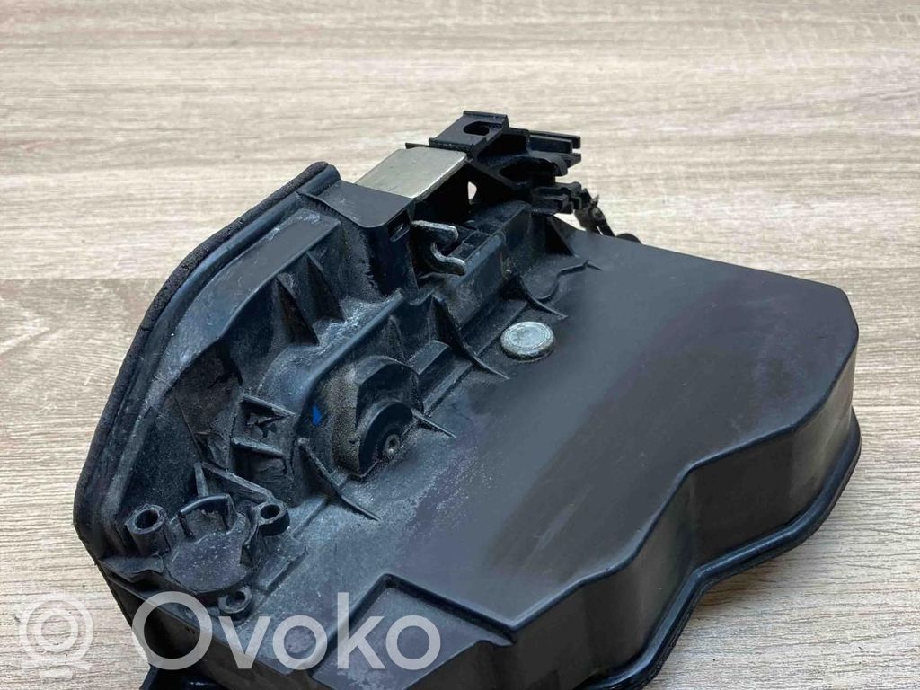 BMW 5 E60 E61 Zamek drzwi przednich 