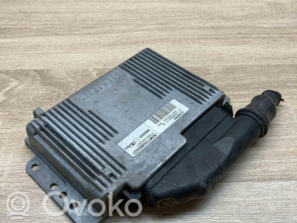Renault Megane I Engine control unit/module ECU 