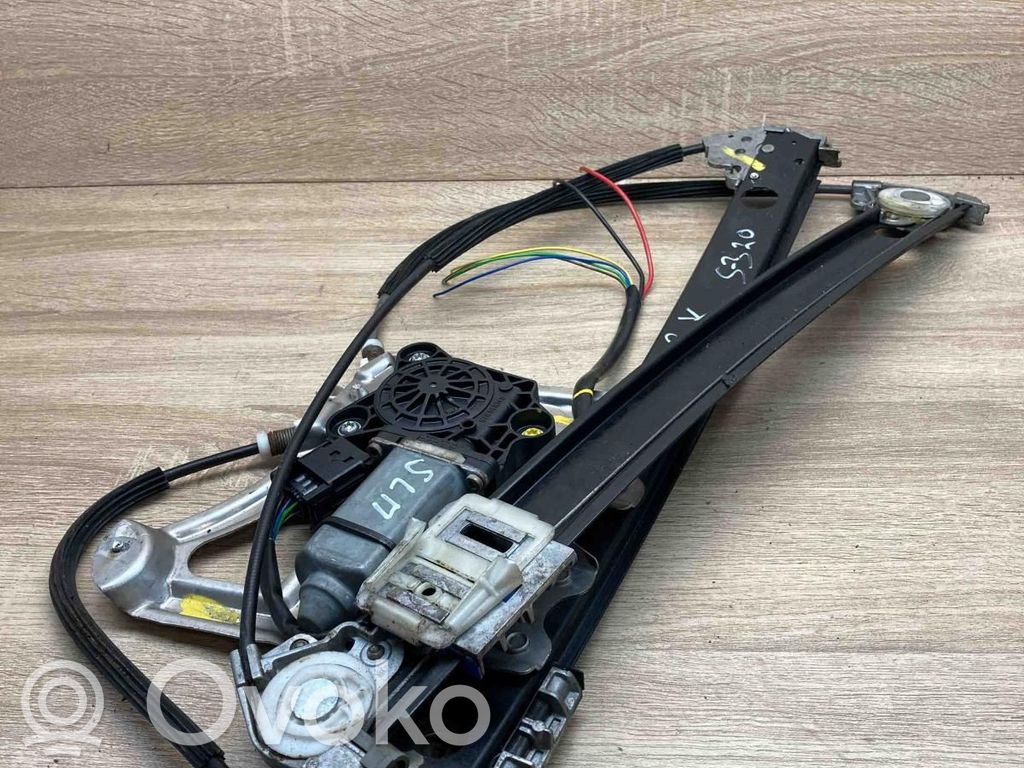 Mercedes-Benz S W220 Macara ușă față cu motor 
