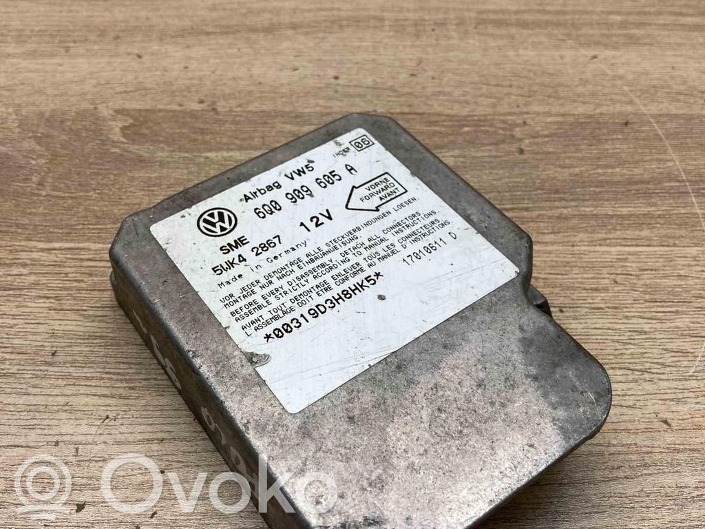 Volkswagen Golf IV Centralina/modulo airbag 