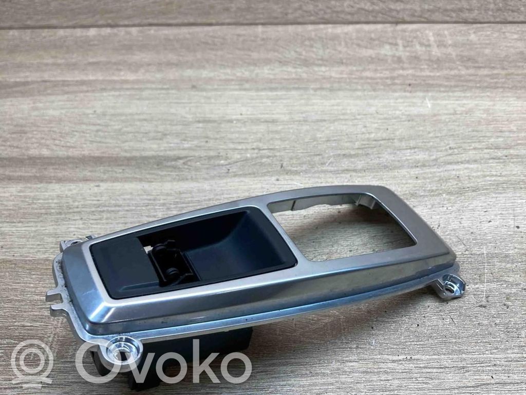 BMW X5 E70 Comutator frână parcare 