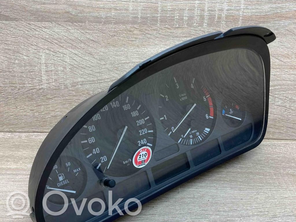 BMW 5 E39 Tachimetro (quadro strumenti) 