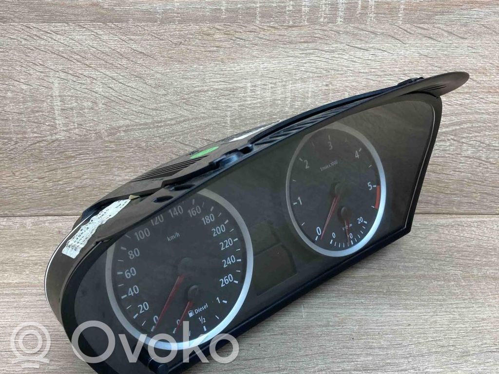 BMW 5 E60 E61 Vitezometru (grup de instrumente) 