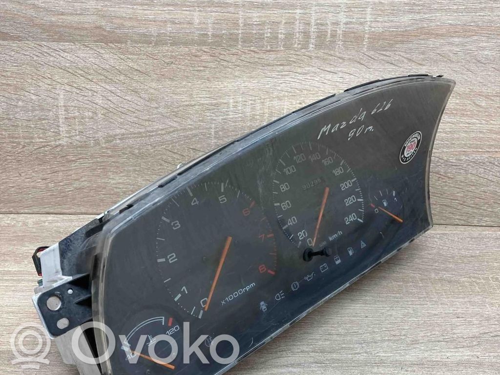 Mazda 626 Speedometer (instrument cluster) 