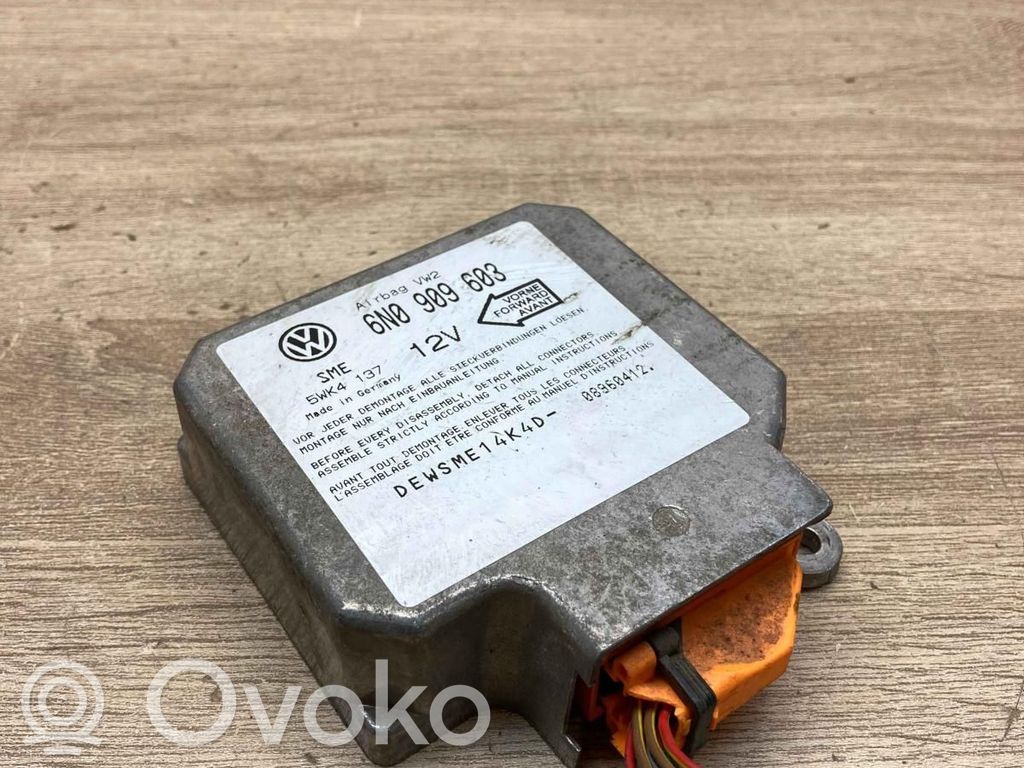Airbag control unit/module   6N0909603,5WK4137,WITHPLUG