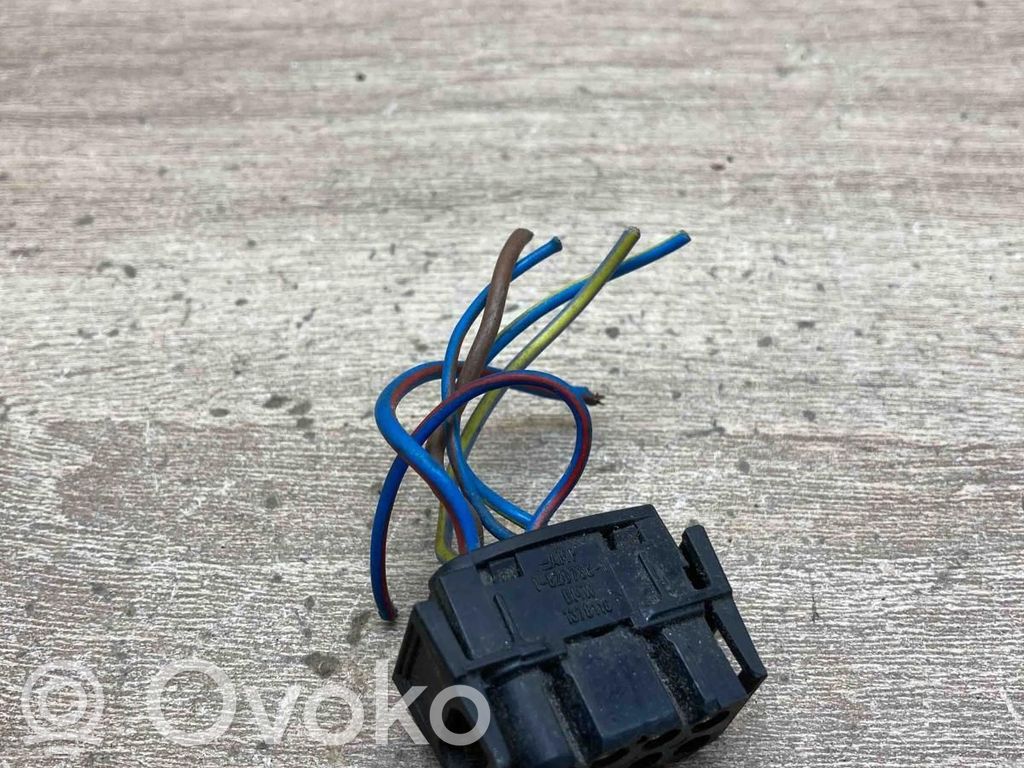 Plug wire   1378118,18287361