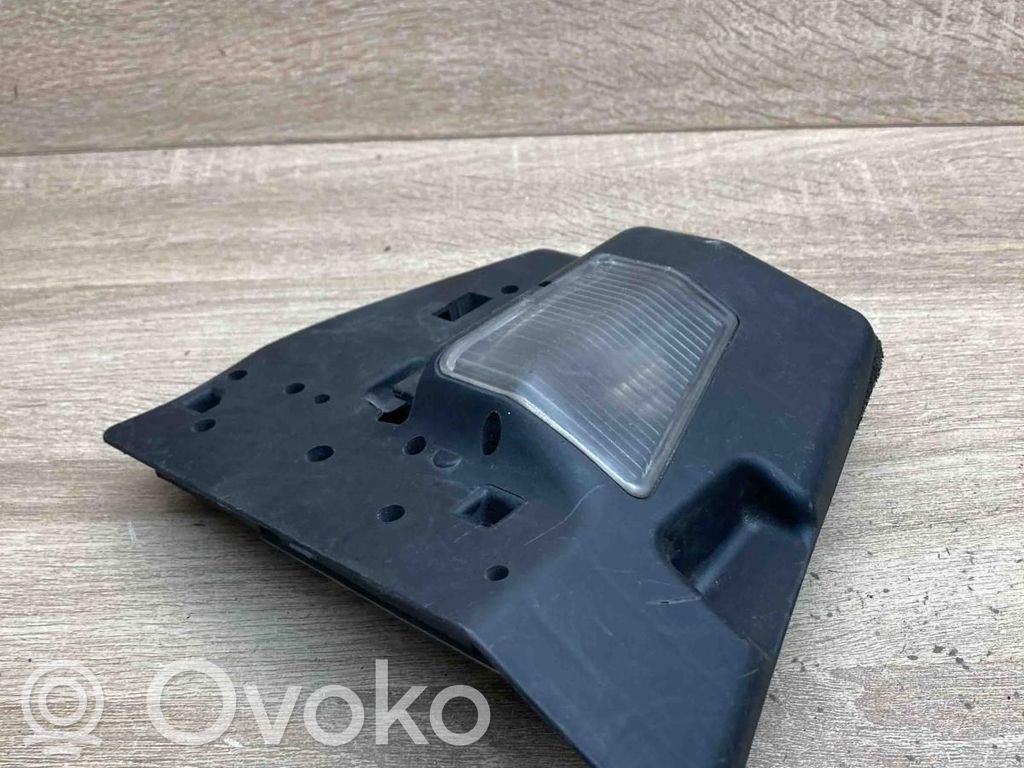 BMW 3 E46 Cubierta del soporte de la lámpara de la luz trasera 