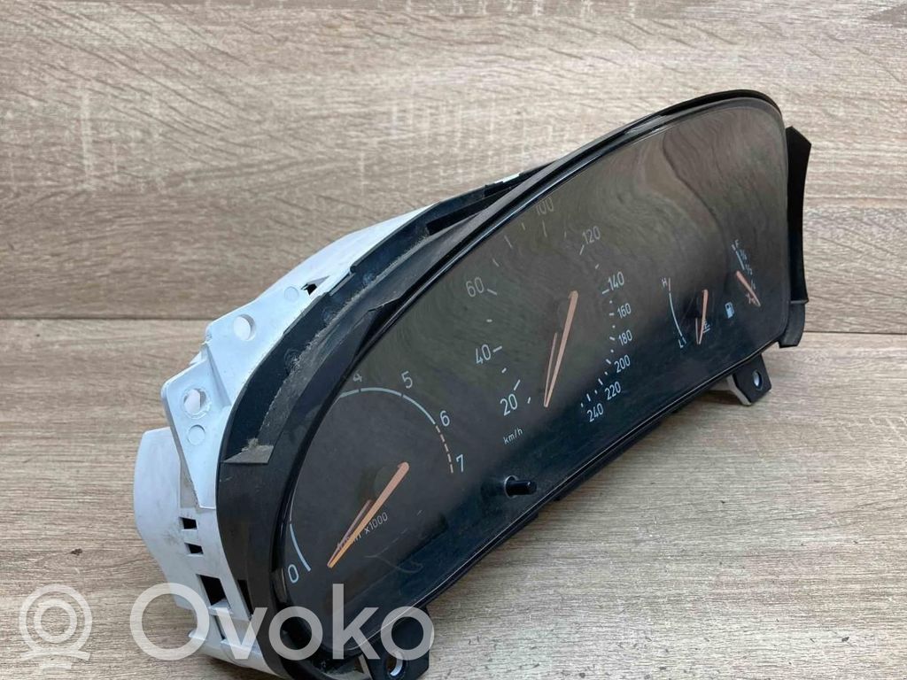 Saab 9-5 Speedometer (instrument cluster) 
