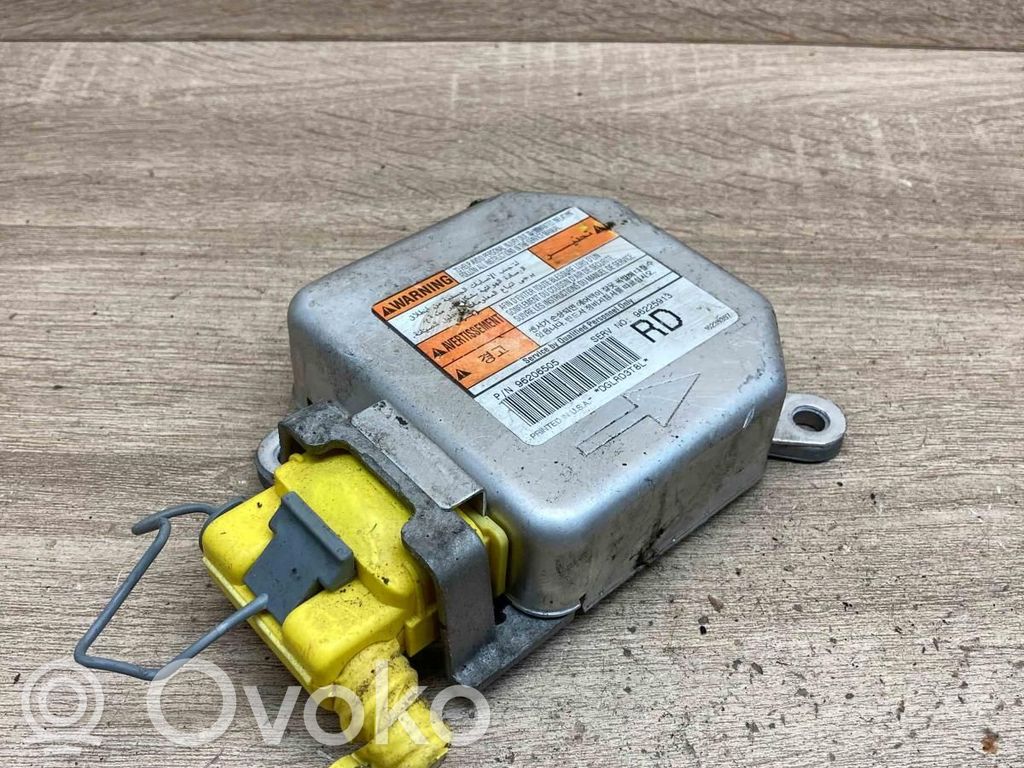 Daewoo Leganza Airbag control unit/module 