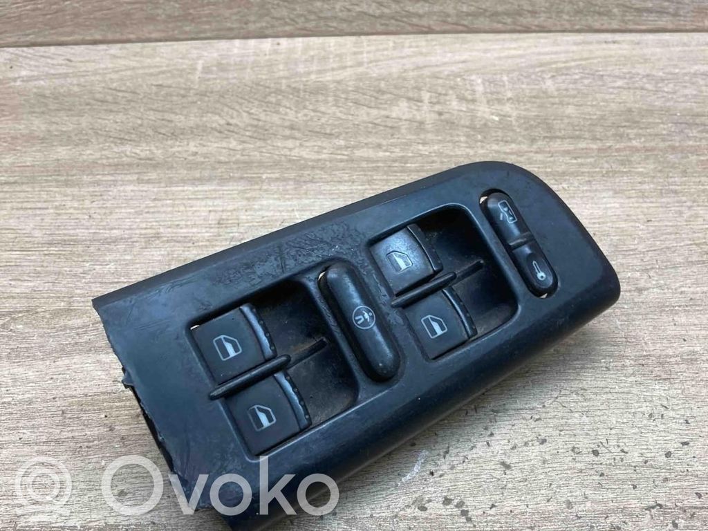Volkswagen Golf IV Comutator comandă geamuri electrice 