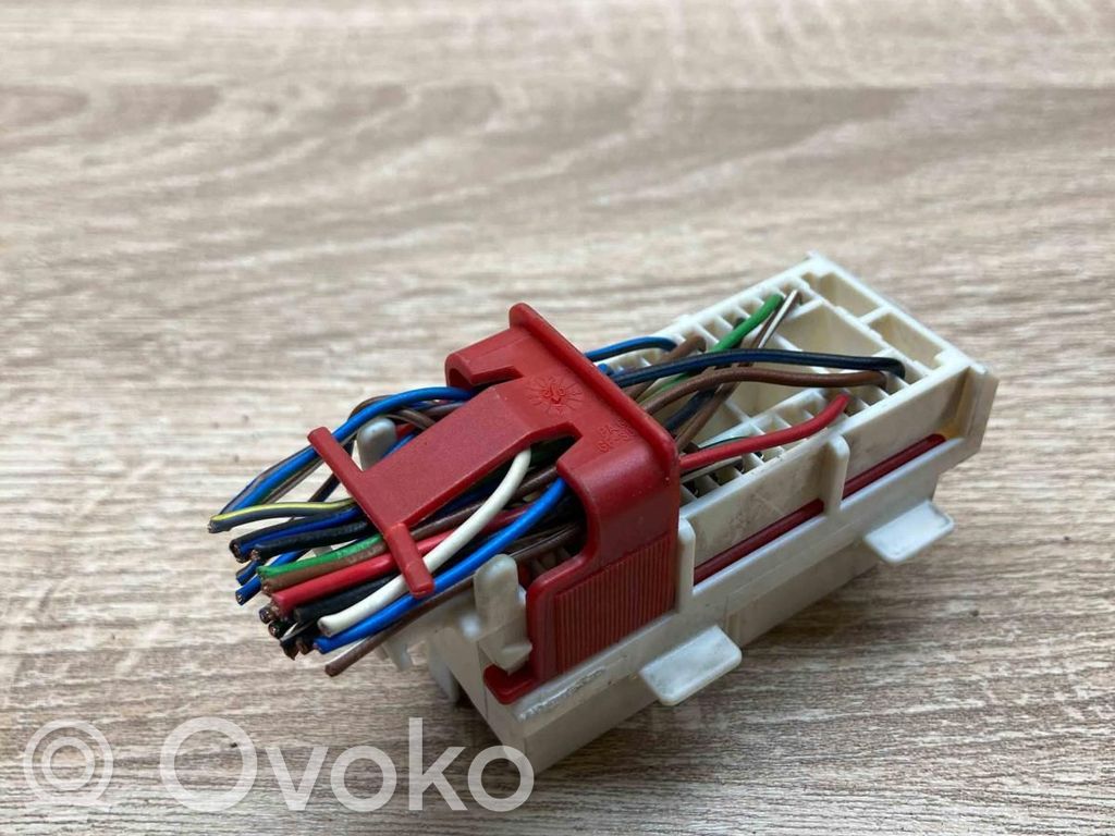 Volvo V70 Sveces (-ču) vads (-i) 