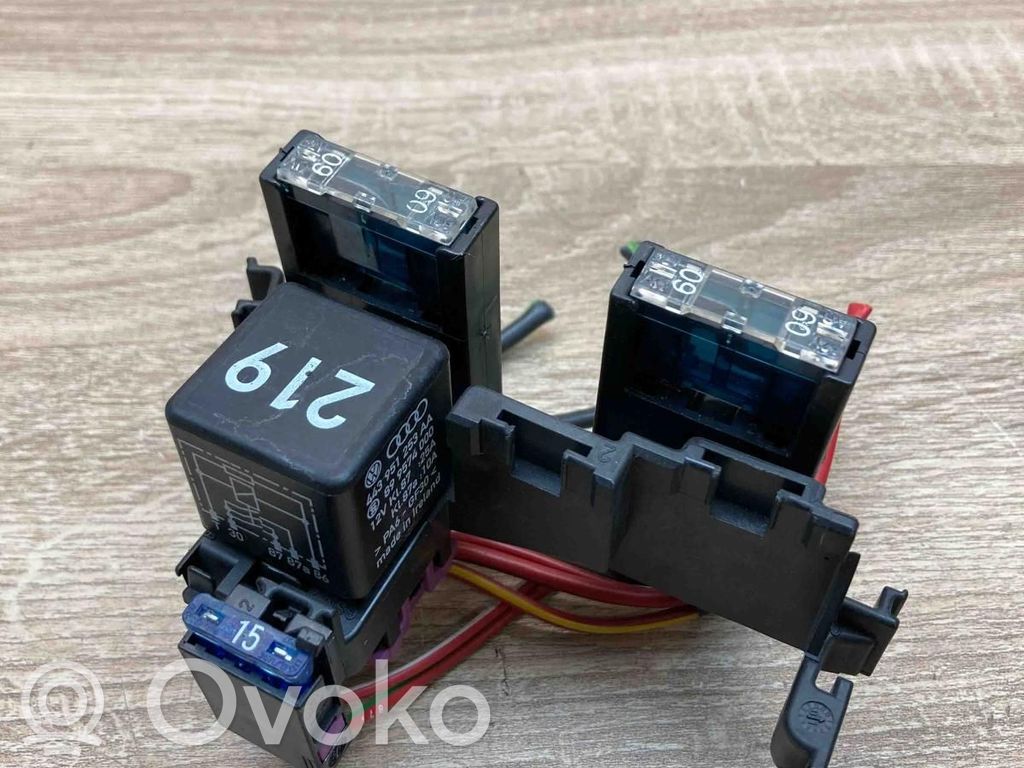 Audi A6 S6 C5 4B Fuse box set 
