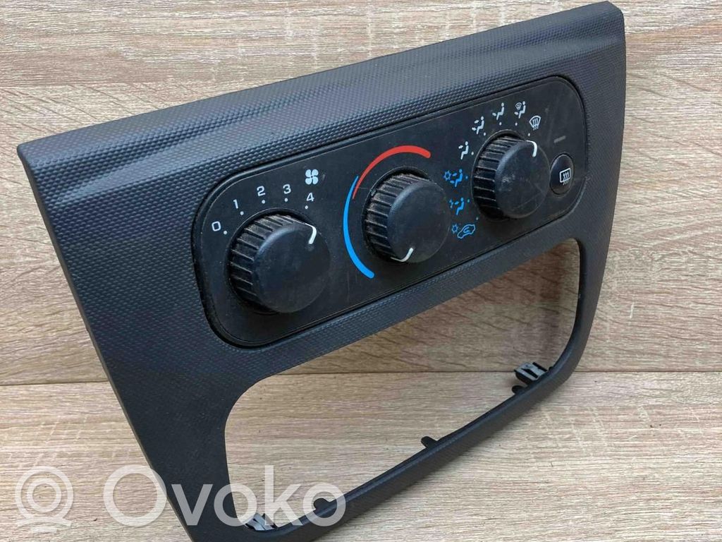 Panel klimatyzacji   58024SWITCH,0WZ05WL8AA,0SZ20TRMAE