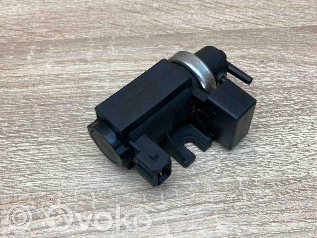 Solenoīda vārsts   2247906,72279600