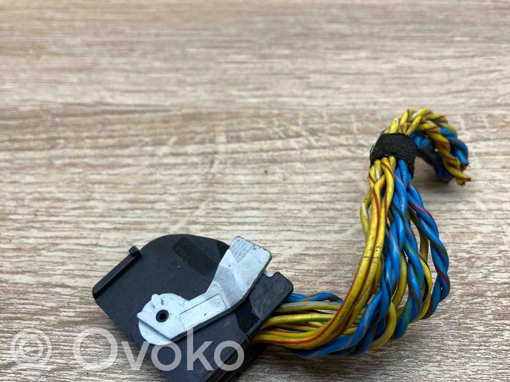 BMW 3 F30 F35 F31 Tulpanjohto 