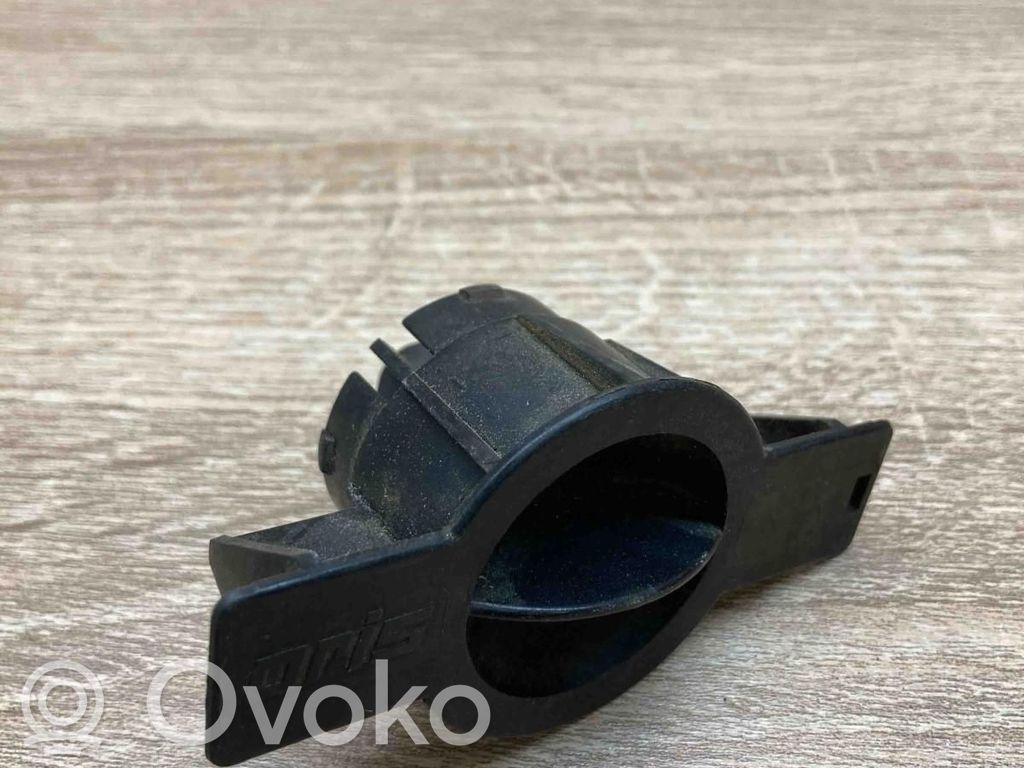 BMW 1 E81 E87 Support de capteur de stationnement arrière PDC