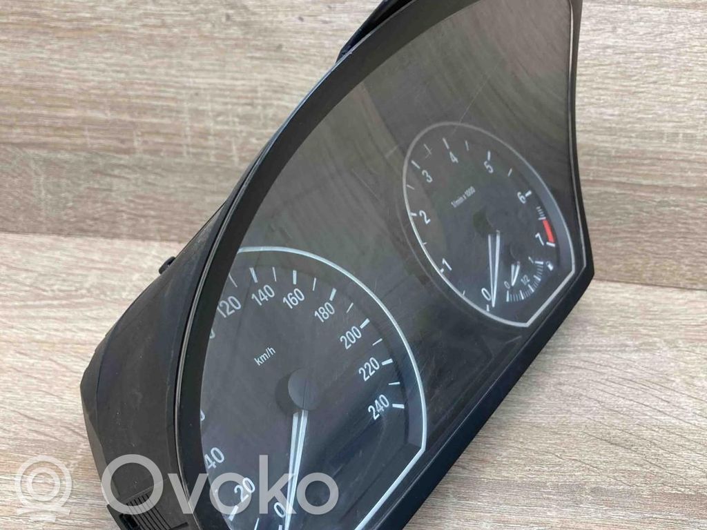 BMW 1 E81 E87 Geschwindigkeitsmesser Cockpit 