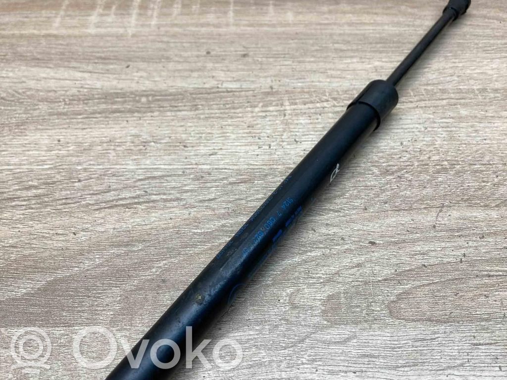 Amortyzator klapy tylnej bagażnika   7060623,706062307