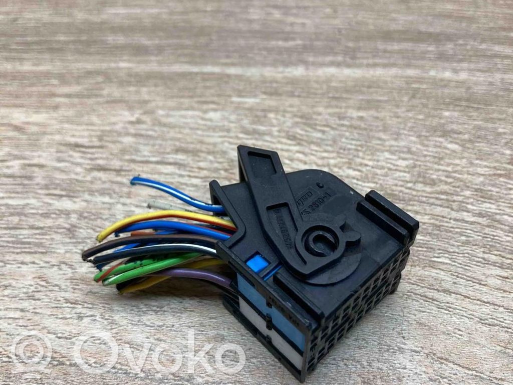 BMW 5 E60 E61 Plug wire 