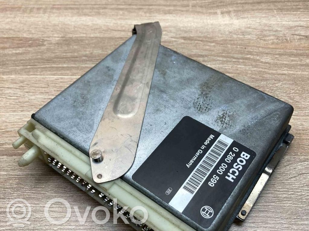 Engine control unit/module ECU   P01367760,0280000599