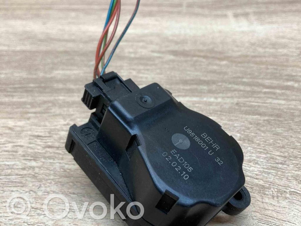 Opel Astra J Motorino attuatore aria 