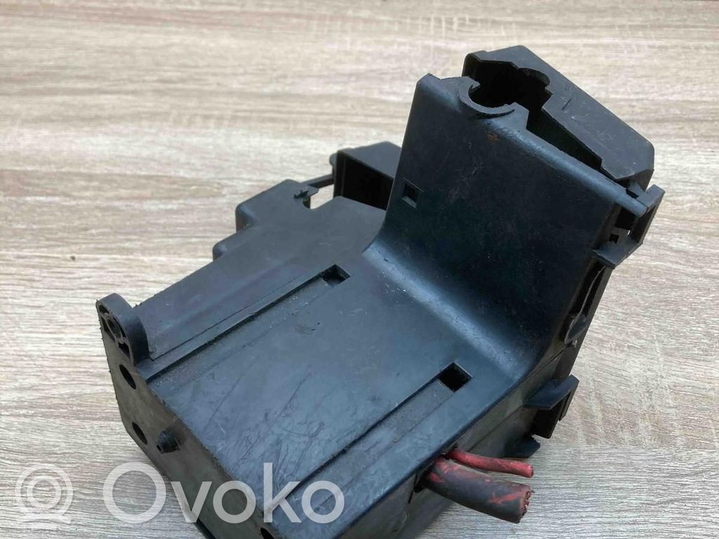 Renault Megane I Sulakerasian kansi
