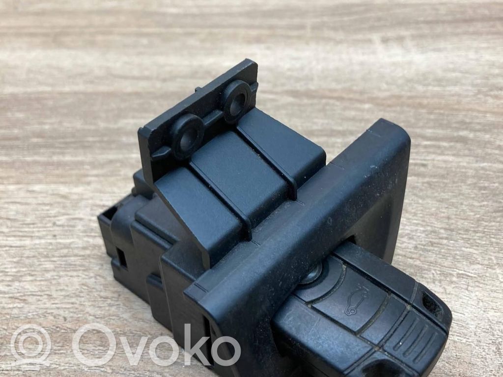 Užvedimo spynelė   6933708,10862510,WITHKEY