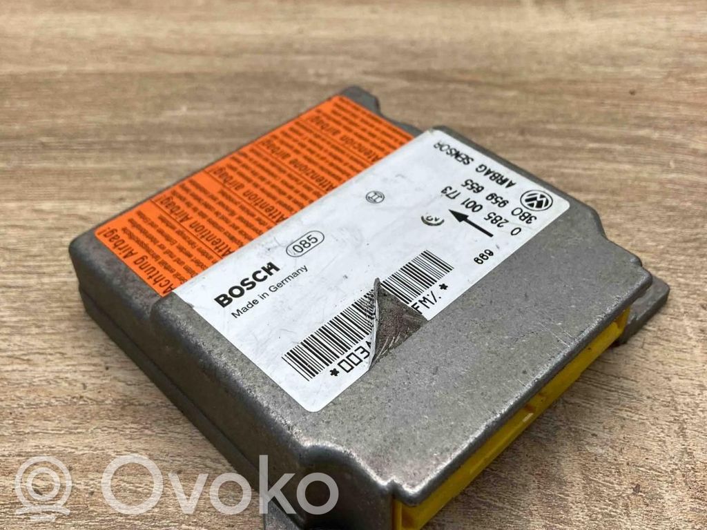 Volkswagen PASSAT B5 Centralina/modulo airbag 