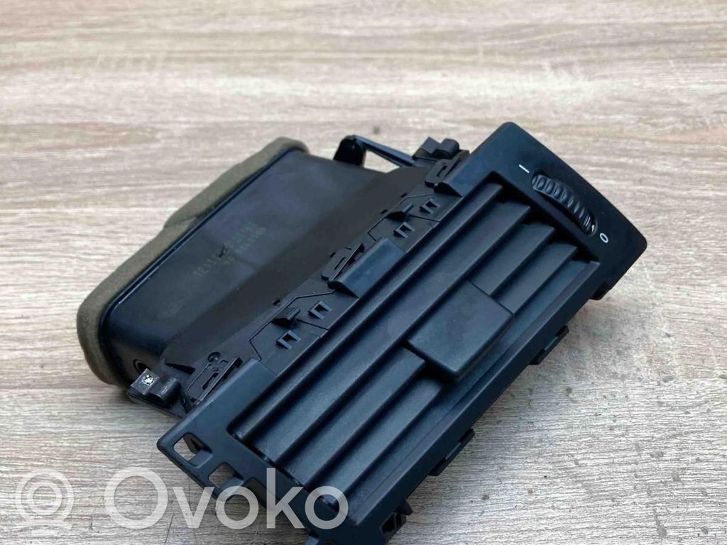 BMW 5 E60 E61 Grilă ventilație/ramă laterală bord