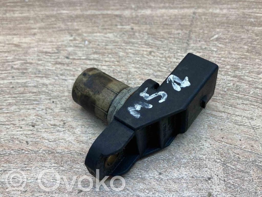 Camshaft position sensor   7794646