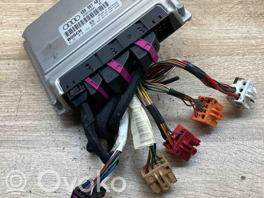 Audi A6 S6 C5 4B Unidad de control/módulo ECU del motor 