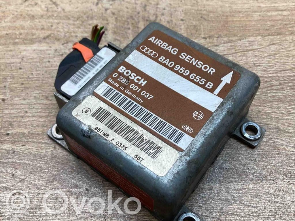 Centralina/modulo airbag   8A0959655B,0285001037